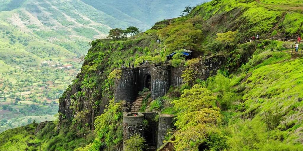 SINHAGAD FORT INFORMATION IN MARATHI