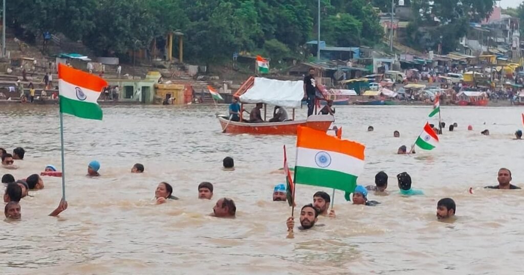 tiranga yatra तिरंगा यात्रा